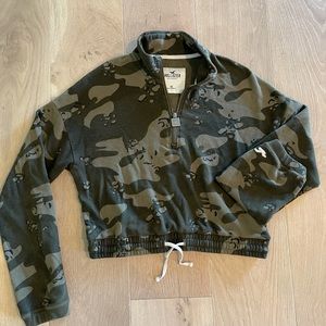 Hollister cropped sweatshirt